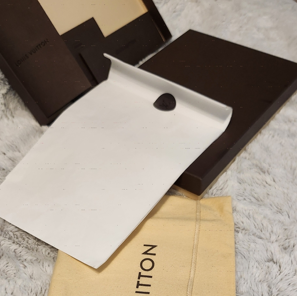 LV Authentic Box - Picture 8 of 15